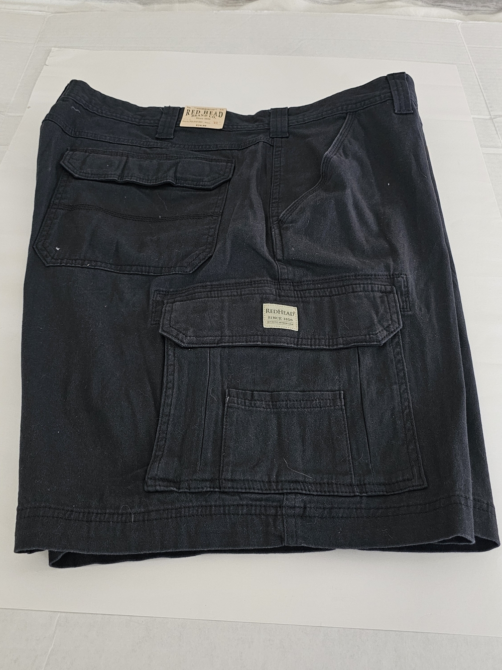 NWT RedHead Mens Black Cargo Shorts with Pockets, 42 Waist